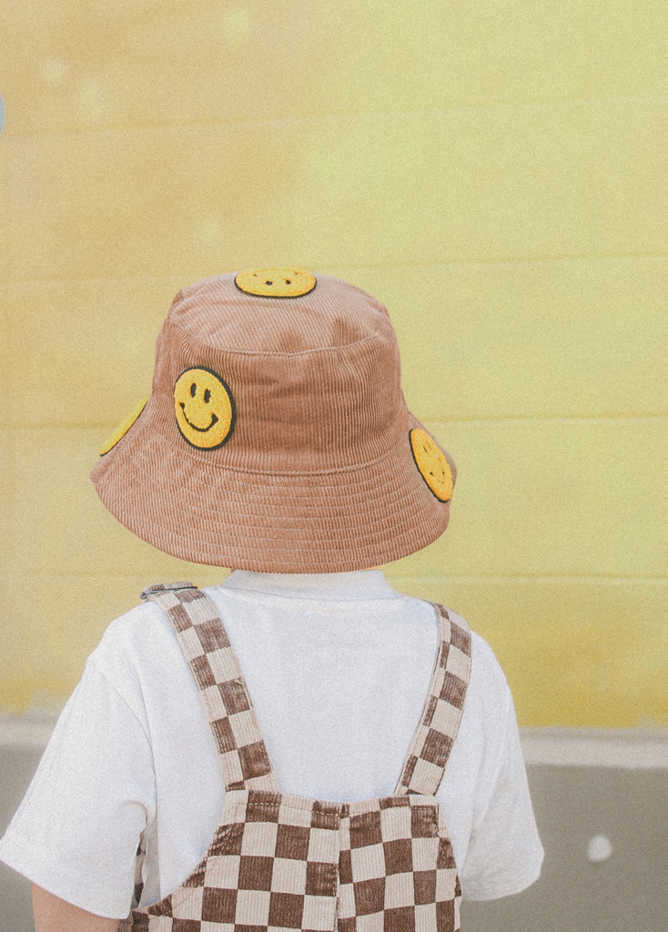 Smiley Bucket Hat Tan