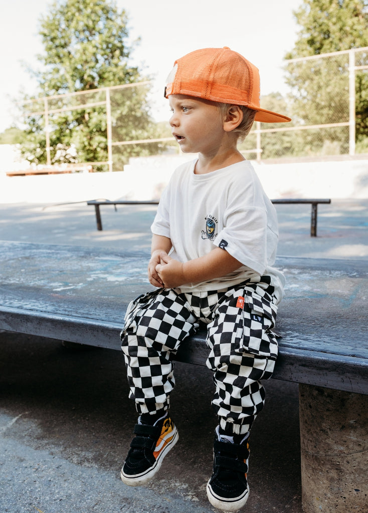 Classic Checker Cargos